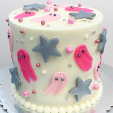 Pastel ghosts & sparkly stars for the cutest Halloween Party!