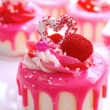 Valentines themed mini cake.